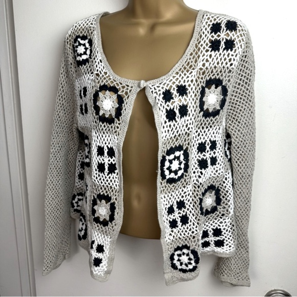VintageY2K Black White Tan Crochet Floral BellSleeves Hippie Fairy Boho Cardigan
